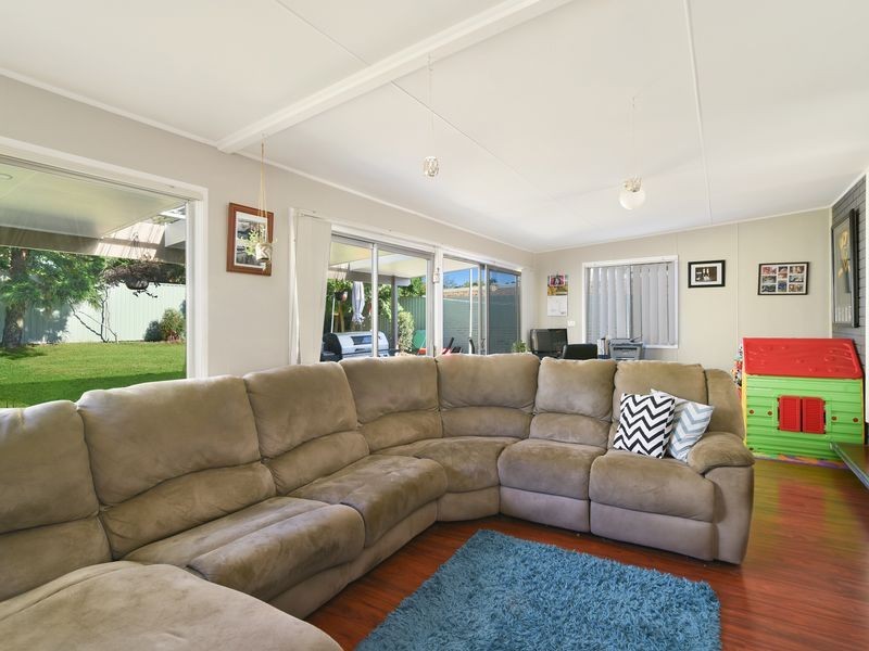 27 Phyllis Avenue, Kanwal NSW 2259
