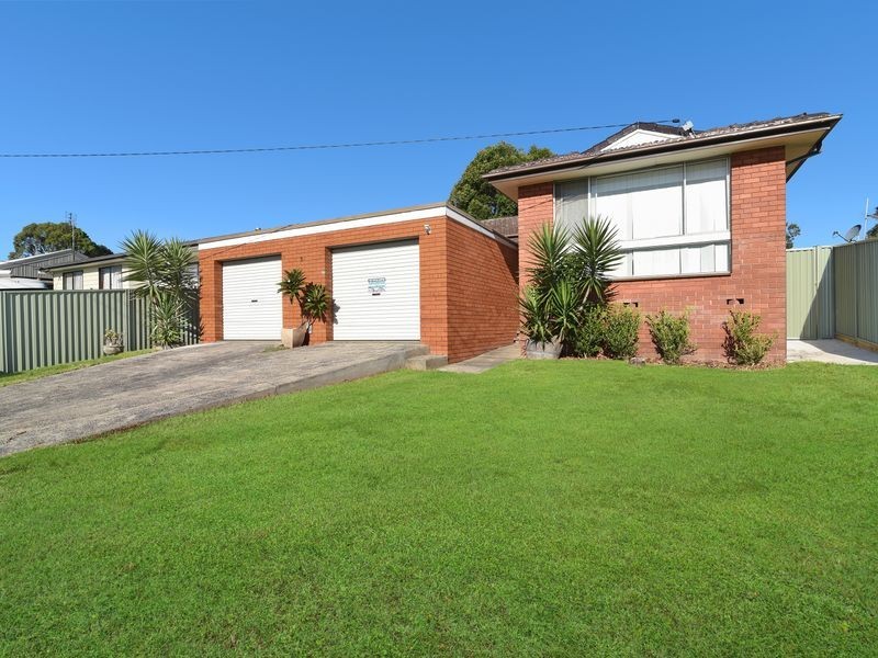 27 Phyllis Avenue, Kanwal NSW 2259