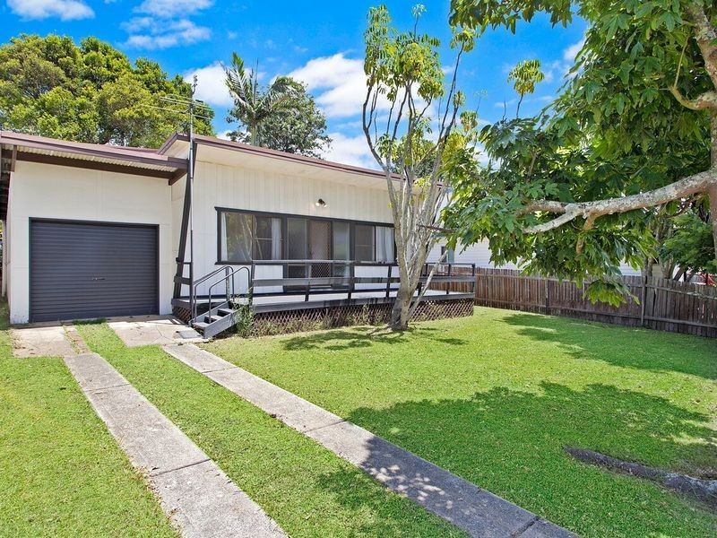 9 Ninth Avenue, Toukley NSW 2263