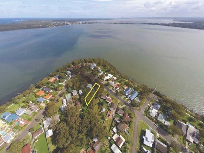 111 Buff Point Avenue, Buff Point NSW 2262