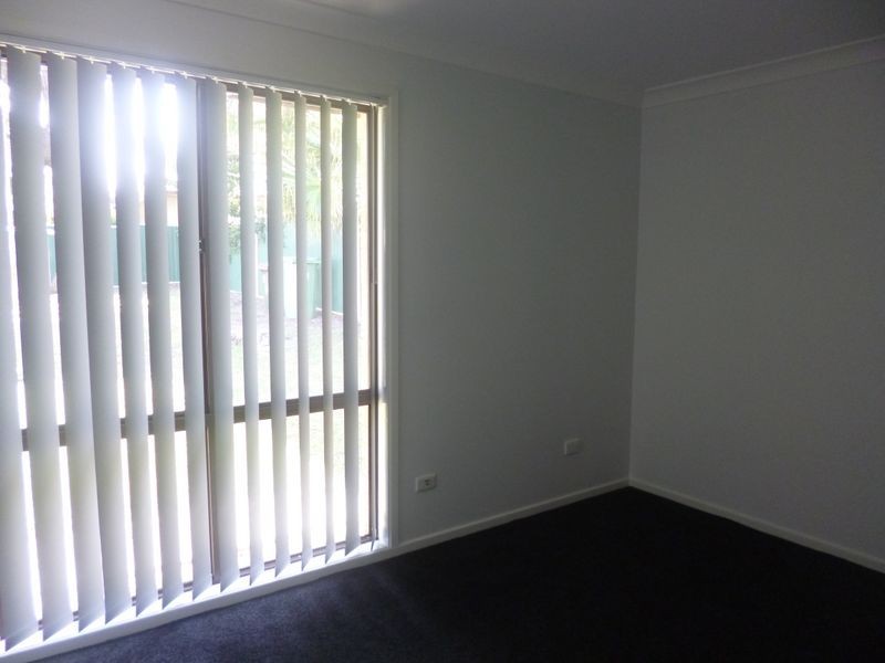 77 Kawana Avenue, Blue Haven NSW 2262