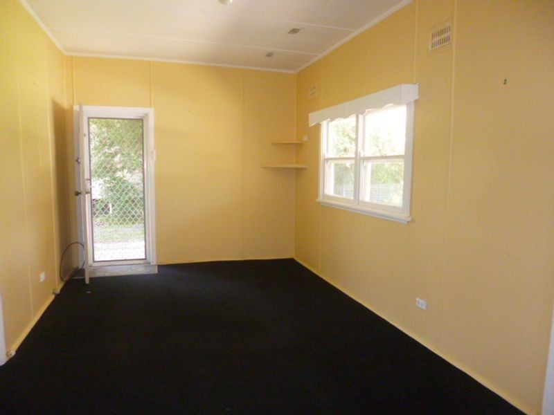 7 Victoria Avenue, Toukley NSW 2263