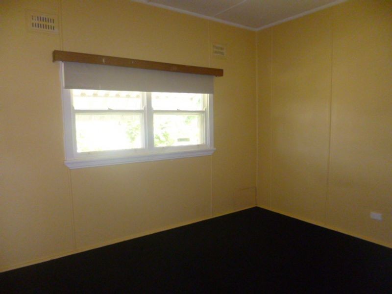 7 Victoria Avenue, Toukley NSW 2263