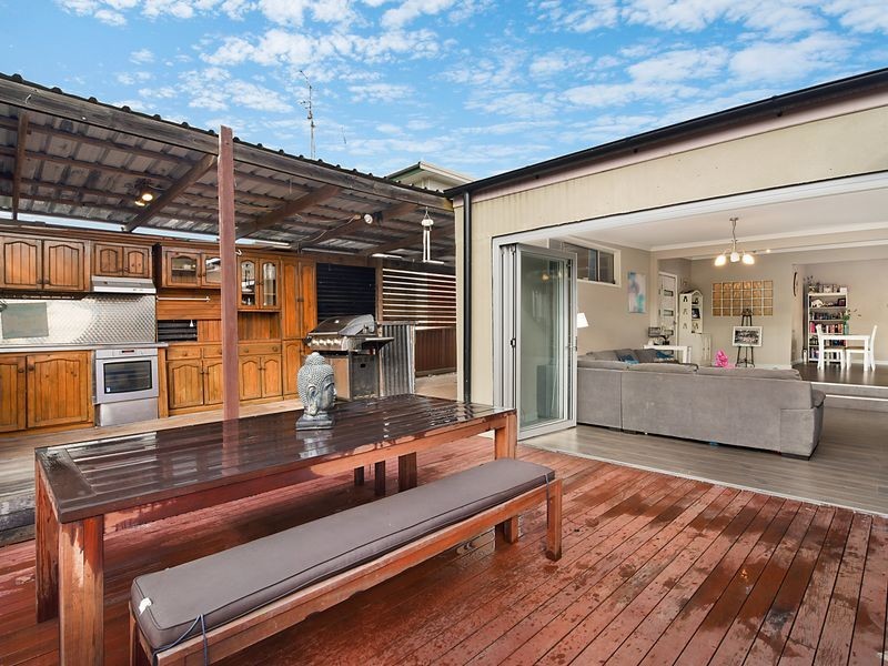 43 Skyline Street, Gorokan NSW 2263