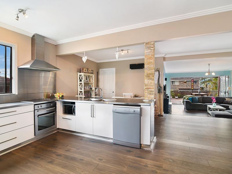 43 Skyline Street, Gorokan NSW 2263