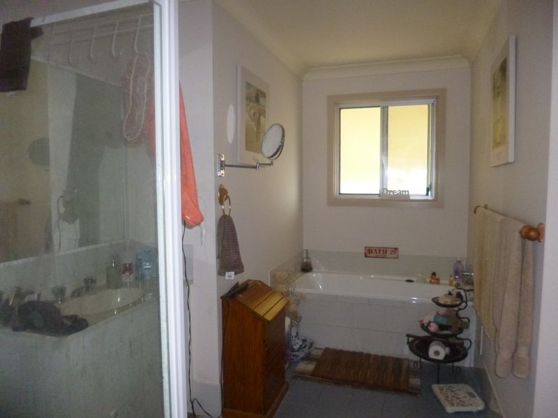 14 Barker Avenue, San Remo NSW 2262