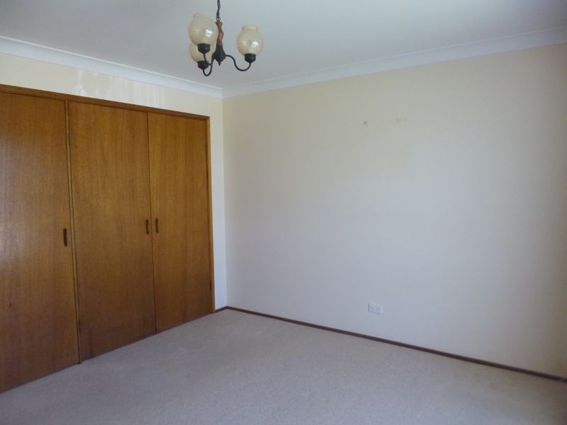 32 Second Avenue, Toukley NSW 2263