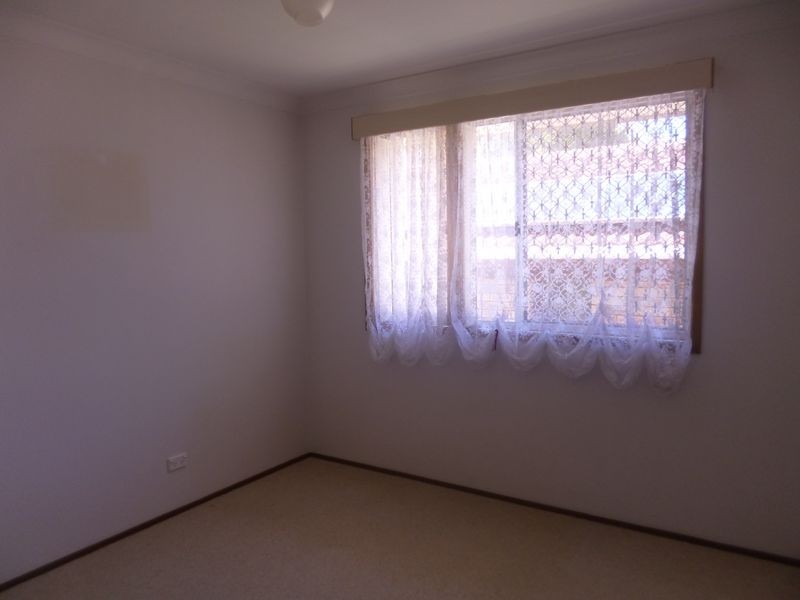 32 Second Avenue, Toukley NSW 2263