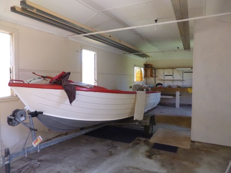 32 Second Avenue, Toukley NSW 2263