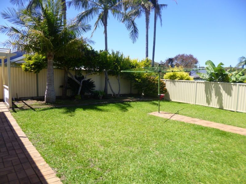 32 Second Avenue, Toukley NSW 2263