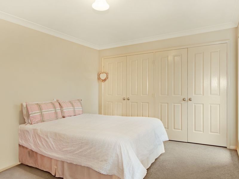 25 Clarkson Lane, Lake Haven NSW 2263