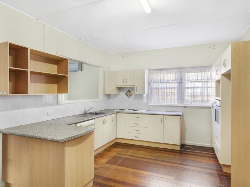 4 Jaques Street, Ourimbah NSW 2258