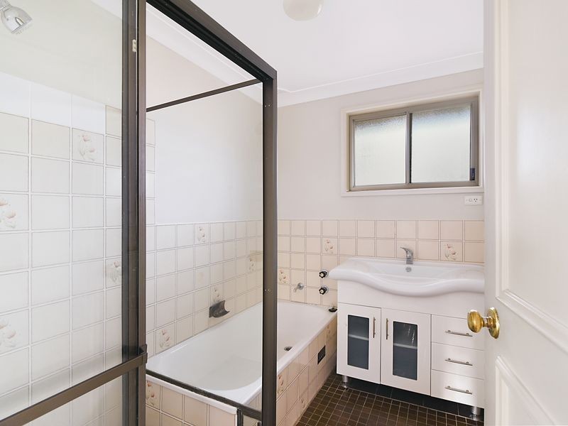 2/25 Kalulah Avenue, Gorokan NSW 2263