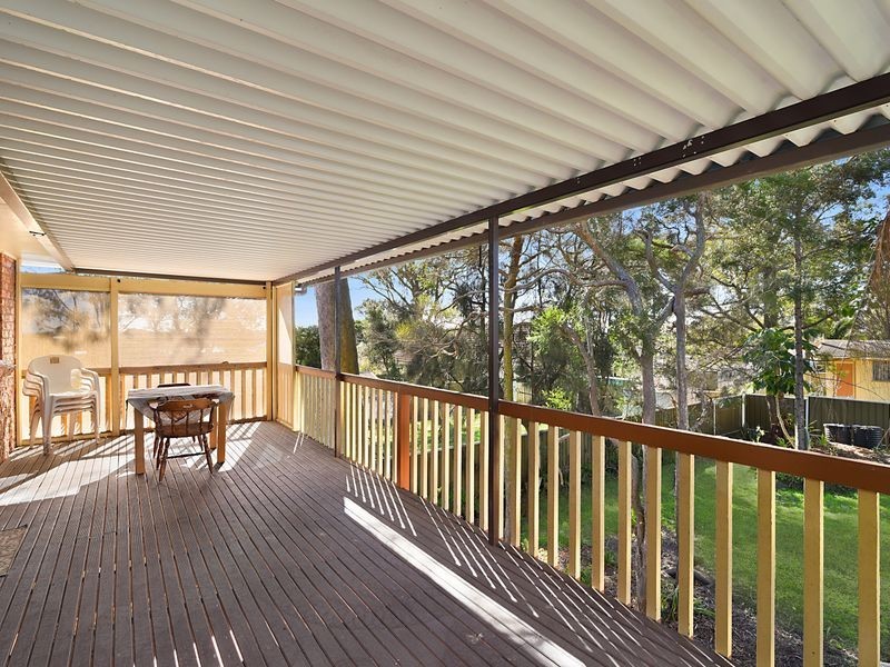 5 Blackford Avenue, Kanwal NSW 2259