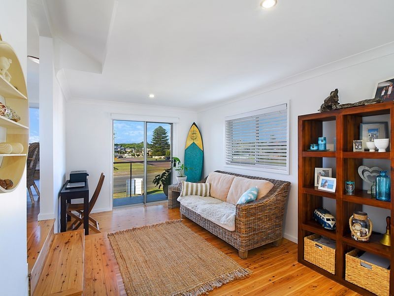51 Soldiers Point Drive, Norah Head NSW 2263
