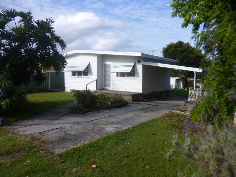 7 Vena Avenue, Gorokan NSW 2263