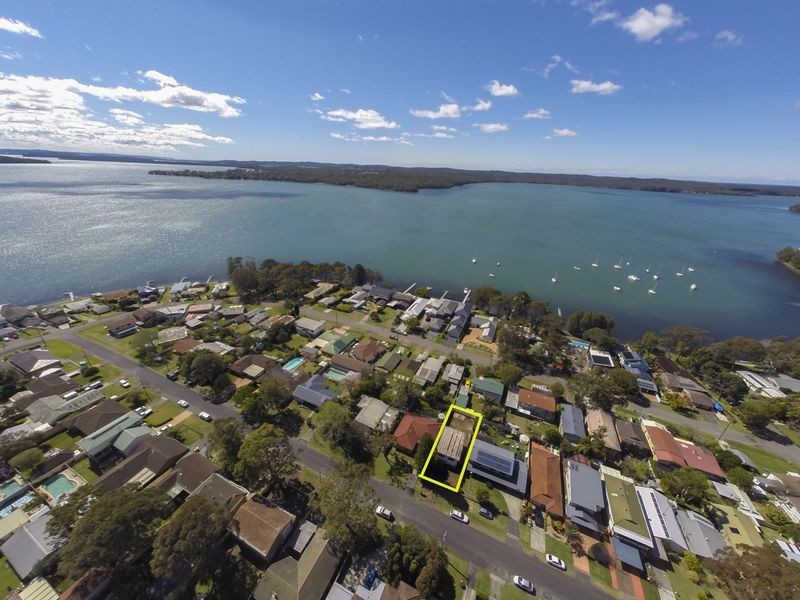 22 Ravenswood Street, Mannering Park NSW 2259