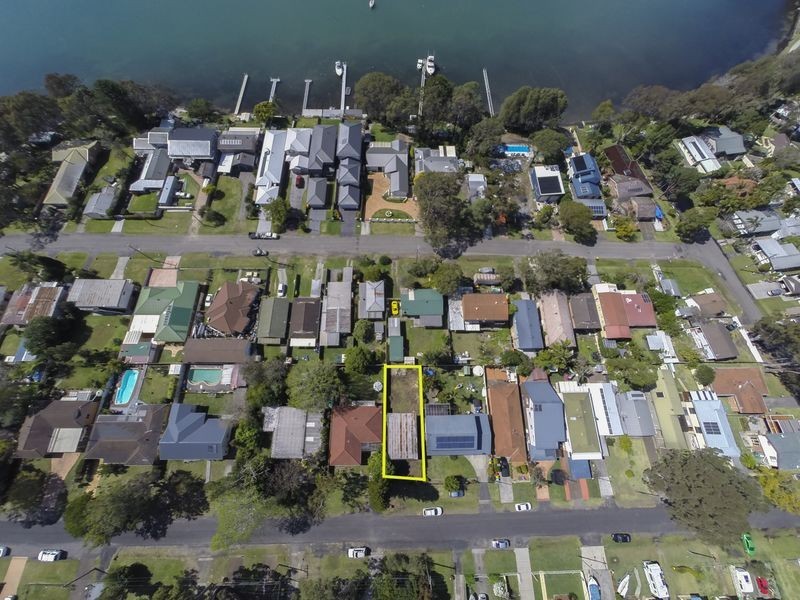 22 Ravenswood Street, Mannering Park NSW 2259