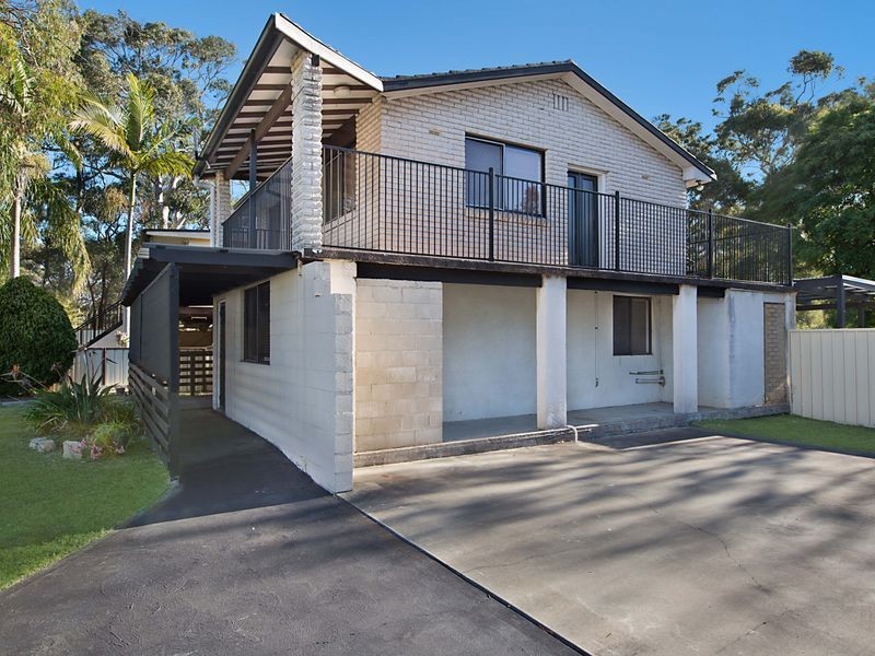 Mannering Park NSW 2259