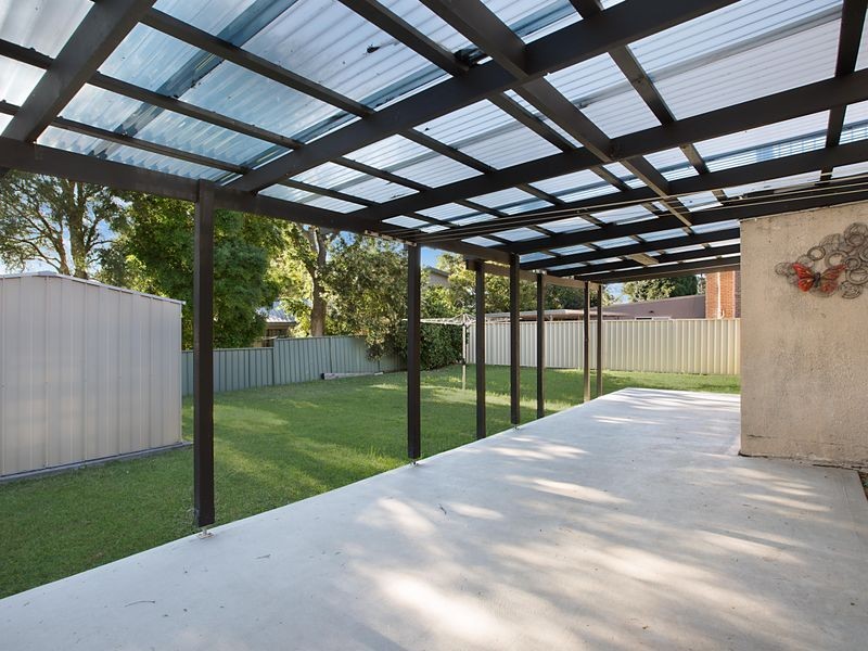 Mannering Park NSW 2259