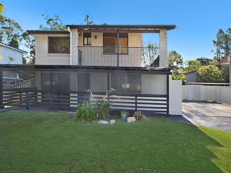 Mannering Park NSW 2259