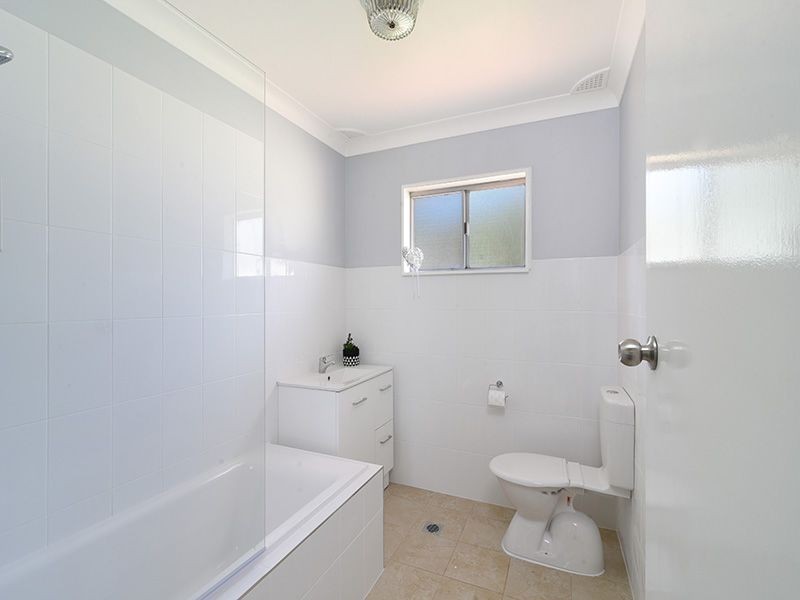 4 Kennedy Street, Gorokan NSW 2263