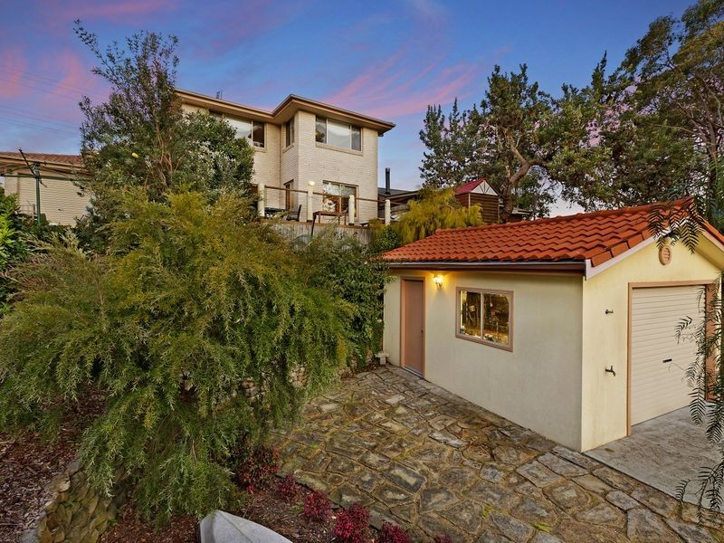 4 Mckellar Boulevard, Blue Haven NSW 2262