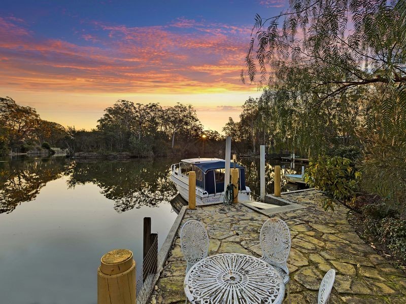 4 Mckellar Boulevard, Blue Haven NSW 2262