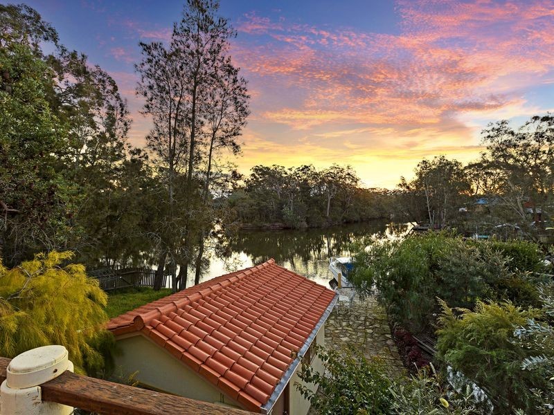 4 Mckellar Boulevard, Blue Haven NSW 2262