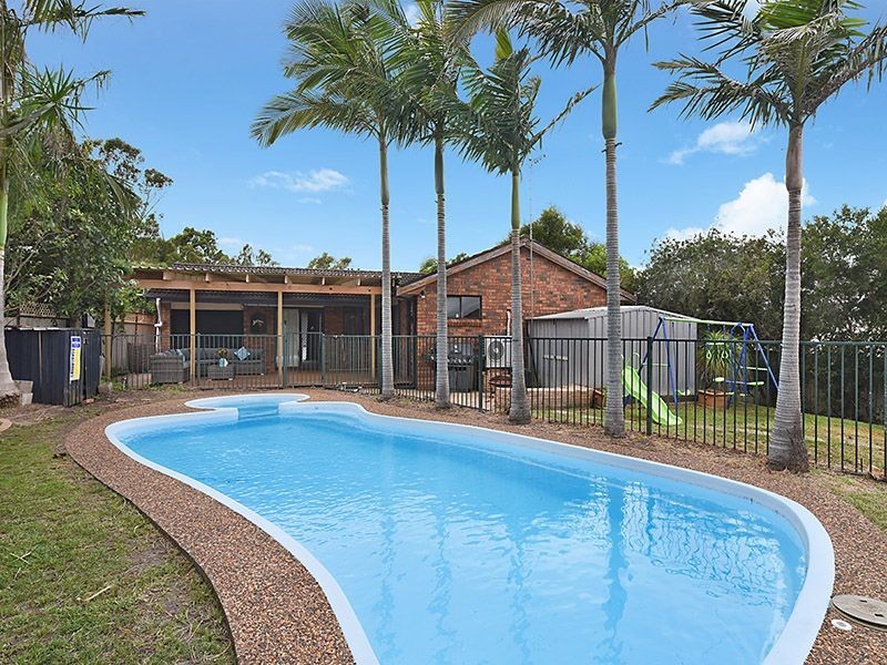 15 Mundara Close, Buff Point NSW 2262