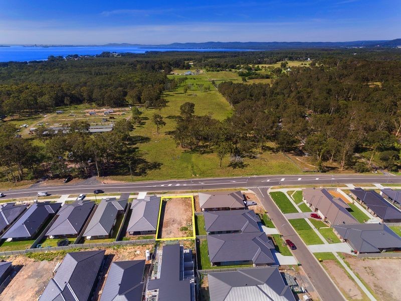 163 Johns Road, Wadalba NSW 2259