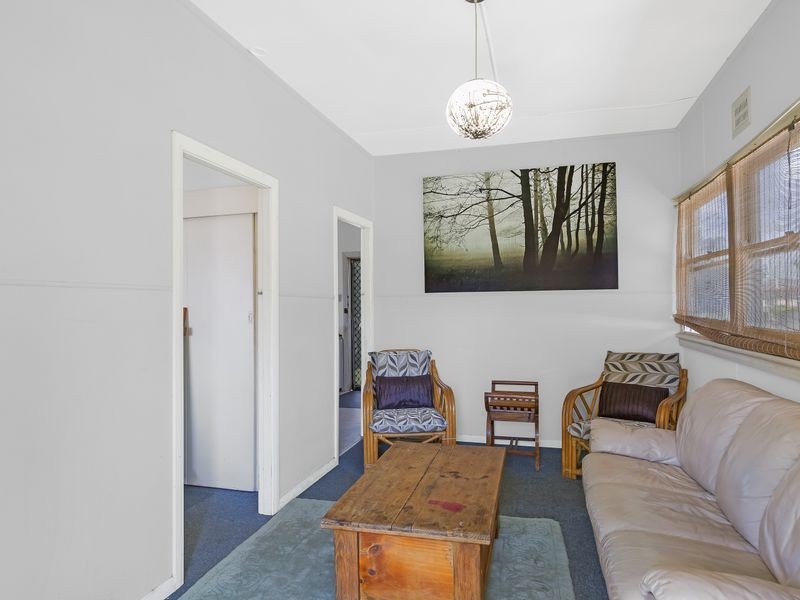 6 Victoria Avenue, Toukley NSW 2263