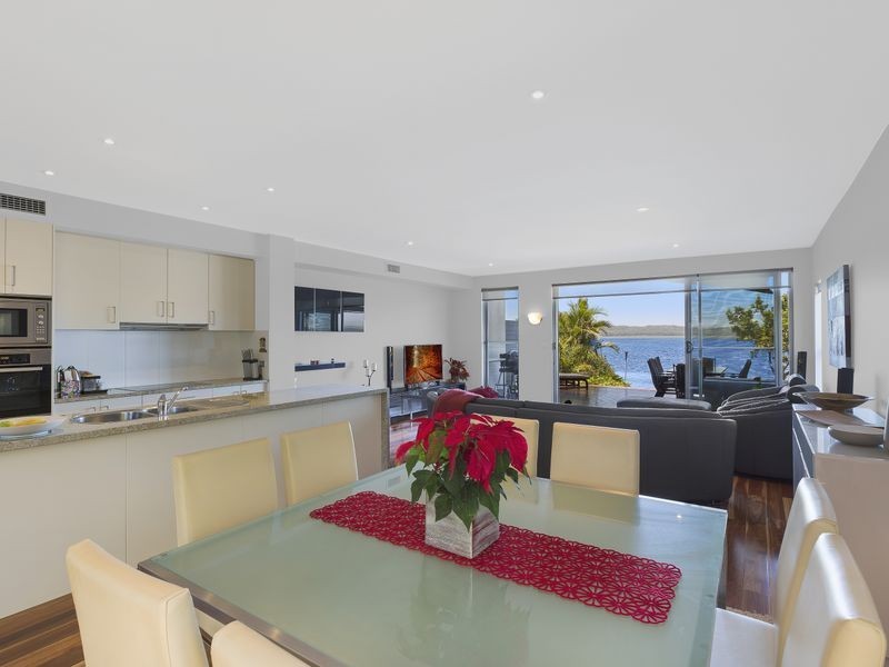 11 Moss Avenue, Toukley NSW 2263