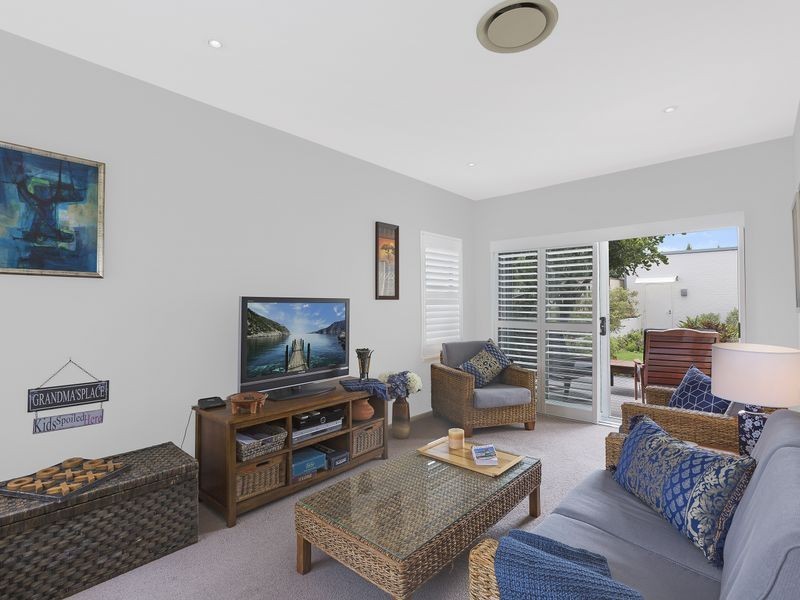 11 Moss Avenue, Toukley NSW 2263