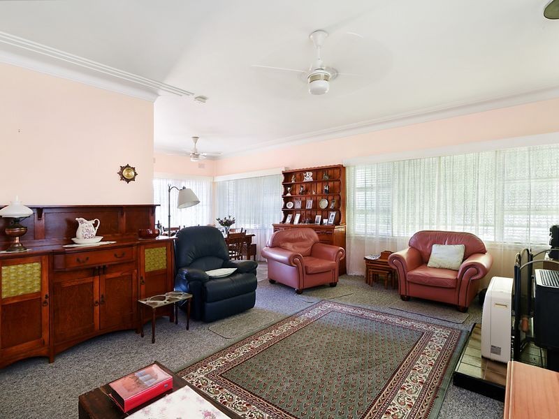 127 Tuggerawong Road, Wyongah NSW 2259