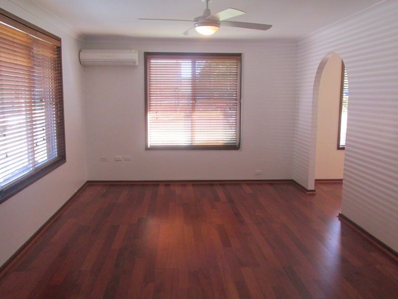 35 McCrea Boulevard, San Remo NSW 2262