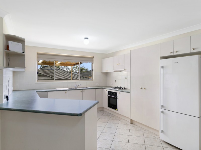 6 Crestleigh Close, Woongarrah NSW 2259