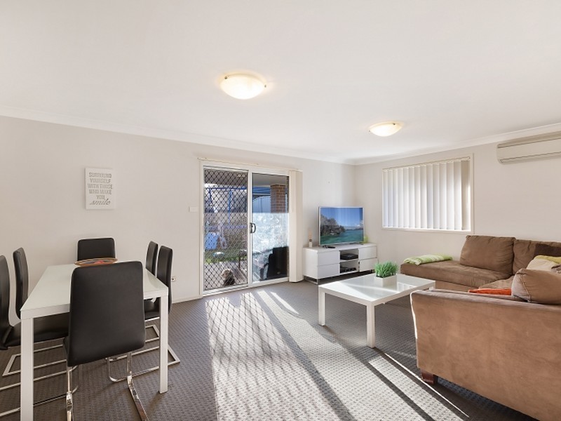 54 Waterside Drive, Woongarrah NSW 2259