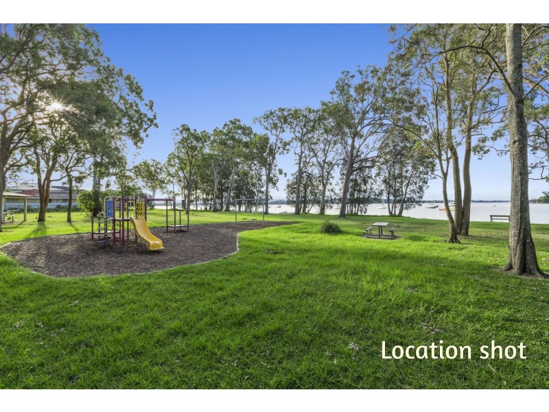 13 Illawong Road, Summerland Point NSW 2259