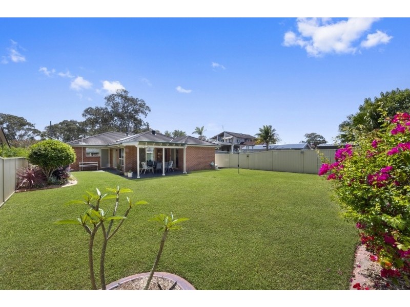 21 First Avenue, Toukley NSW 2263