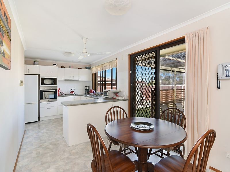11 Gilbert Avenue, Gorokan NSW 2263