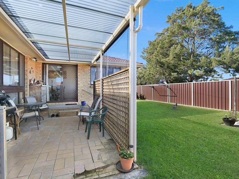 11 Gilbert Avenue, Gorokan NSW 2263