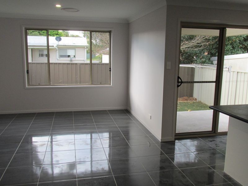 2/18 Wallis Ave, Canton Beach NSW 2263