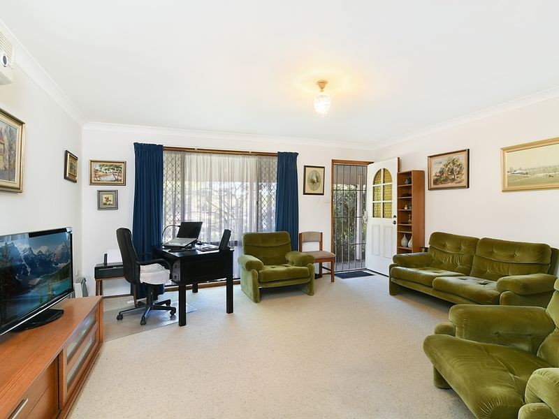 2 Carreela Close, Gorokan NSW 2263
