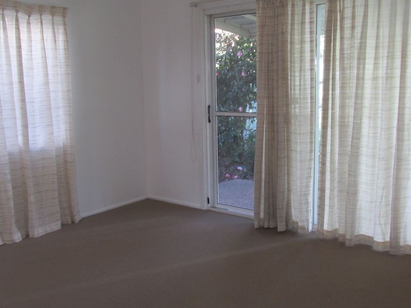 35 Kailua Avenue, Budgewoi NSW 2262