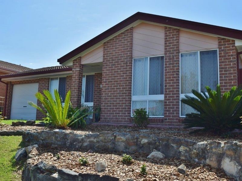 6 Cypress Close, Blue Haven NSW 2262