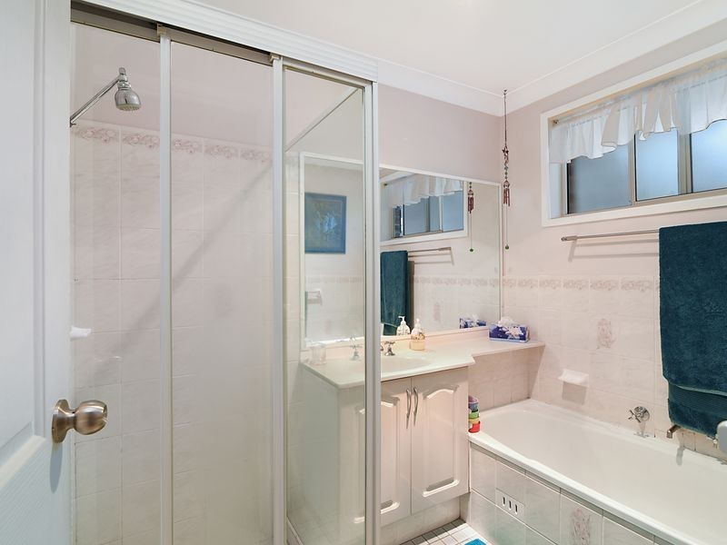 8 Parton Close, Buff Point NSW 2262