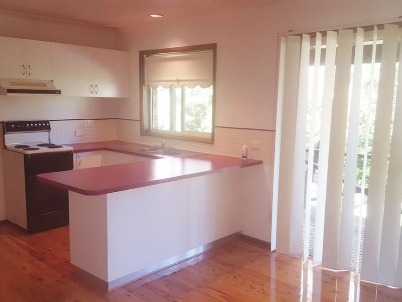 1 Lloyd Avenue, Chain Valley Bay NSW 2259