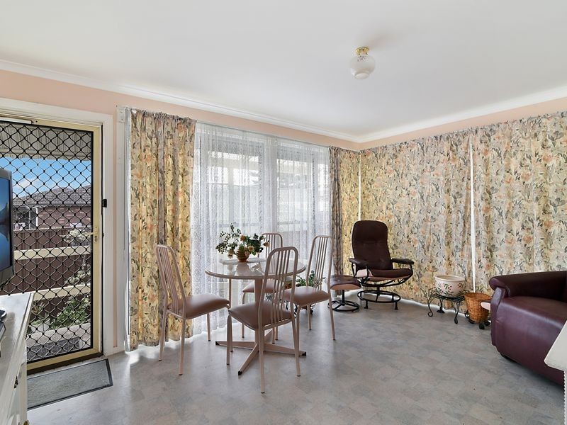 12 Yaralla Road, Toukley NSW 2263