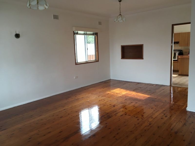 3 Leonard Avenue, Toukley NSW 2263